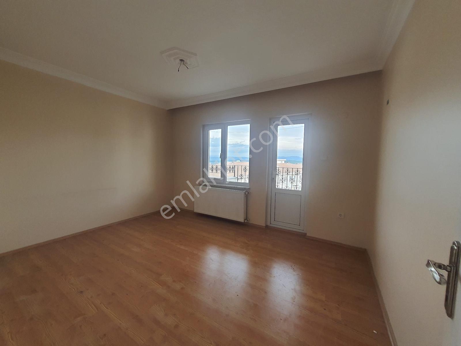 Wınner Wall'dan Cevizlibahçede Aile Sitesinde 3+1 Daire - Görsel 6