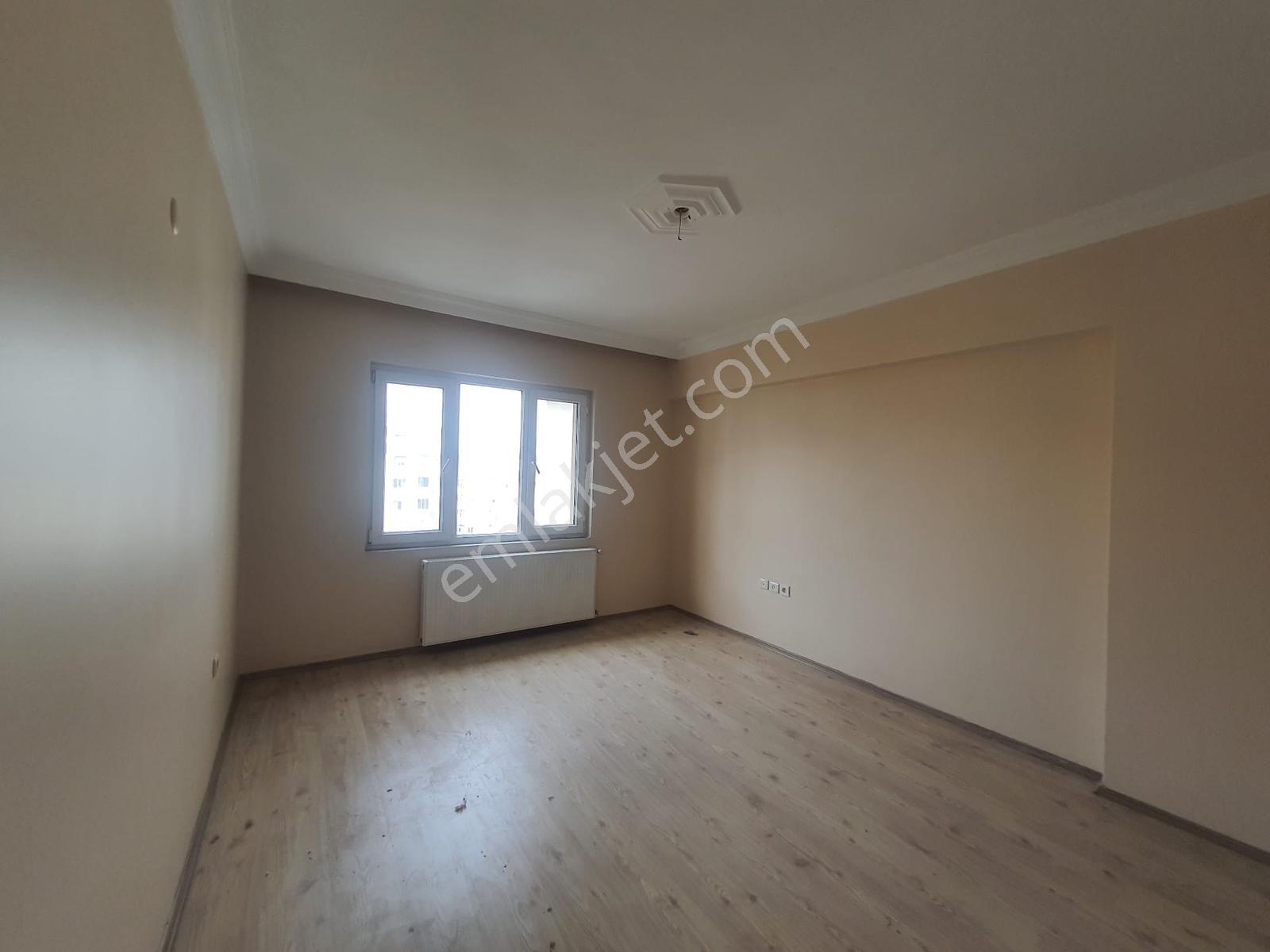 Wınner Wall'dan Cevizlibahçede Aile Sitesinde 3+1 Daire - Görsel 23