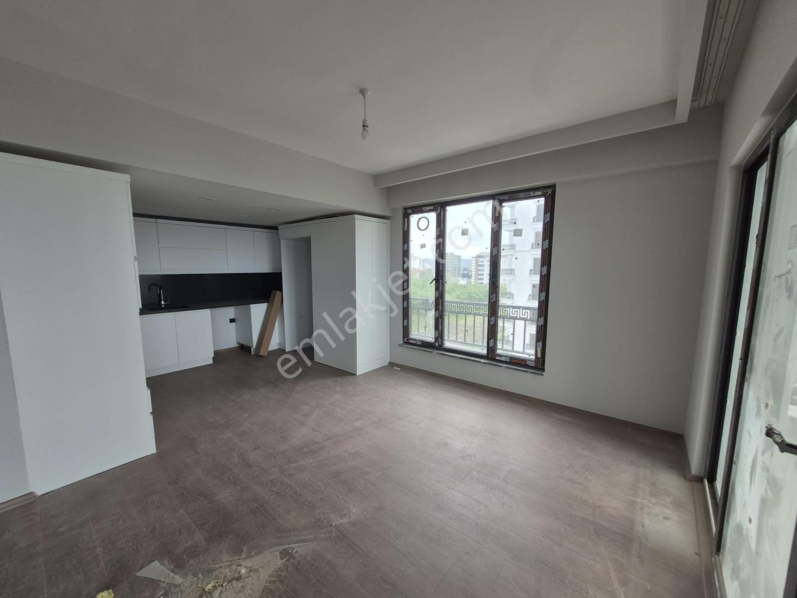 Ordu Karşıyaka Mah De Eşsiz Deniz Manzaralı Kiralık 3+1 Daire - Görsel 2