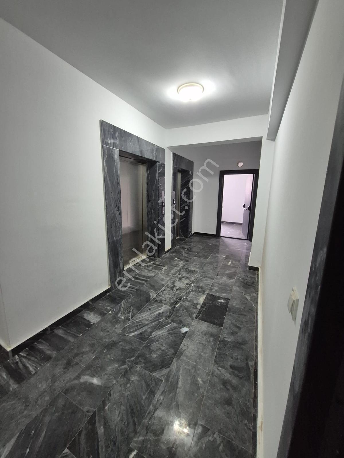 Ordu Karşıyaka Mah De Eşsiz Deniz Manzaralı Kiralık 3+1 Daire - Görsel 9