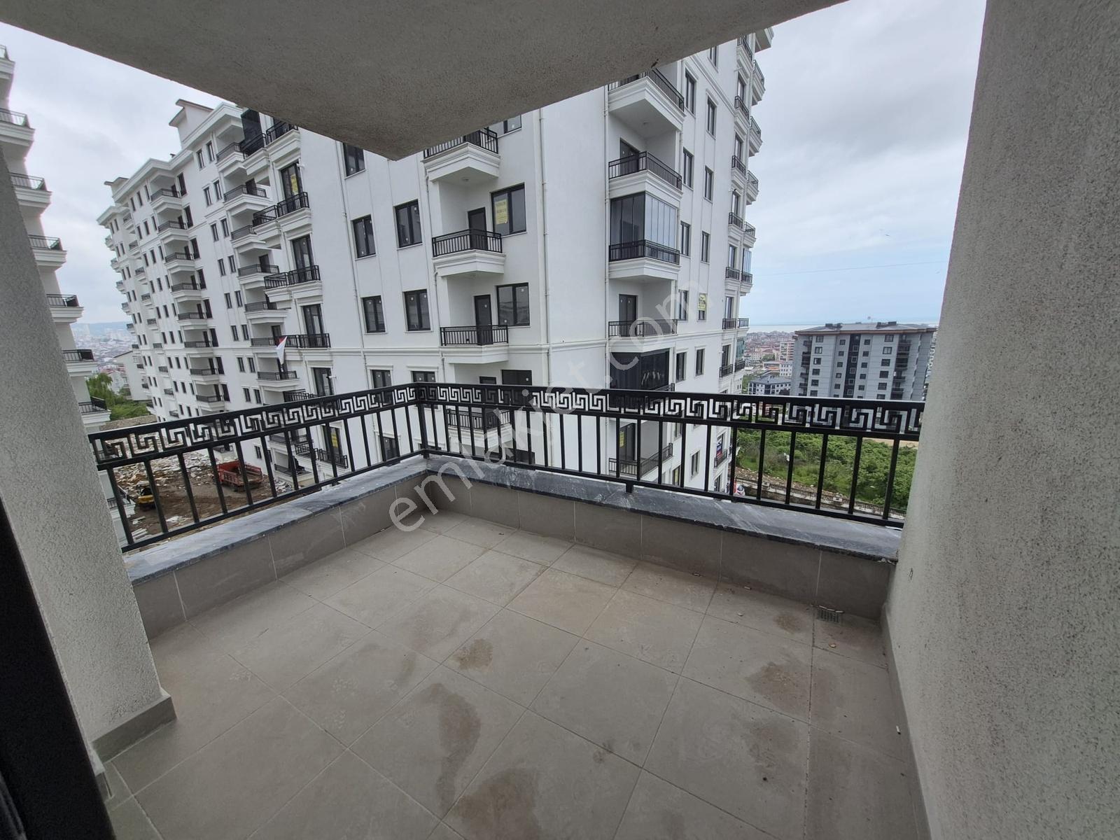 Ordu Karşıyaka Mah De Eşsiz Deniz Manzaralı Kiralık 3+1 Daire - Görsel 7