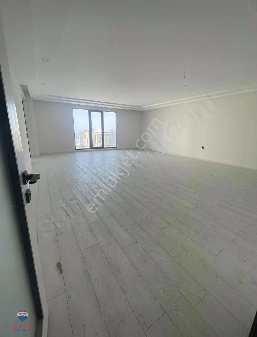 Remax Ferhattan Deniz Manzaralı 4+1 Satılık Daire - Görsel 2