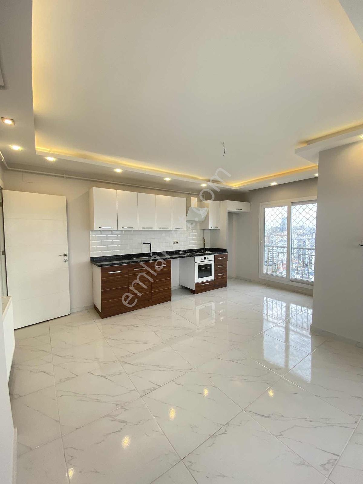 Hayalpark Blv Üzeri Manzaralı 4+1+g Odalı Fırsattttt Daire