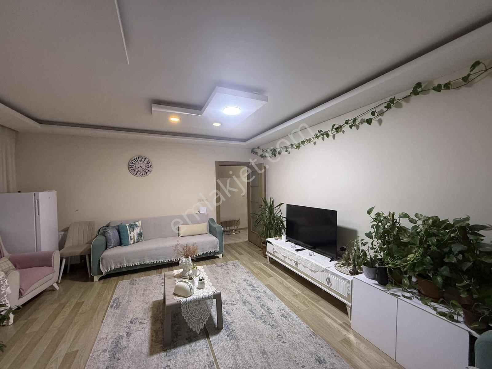 Samandıra Merkezde Ana Cadde Üzeri Satılık 3+1 Daire - Görsel 25