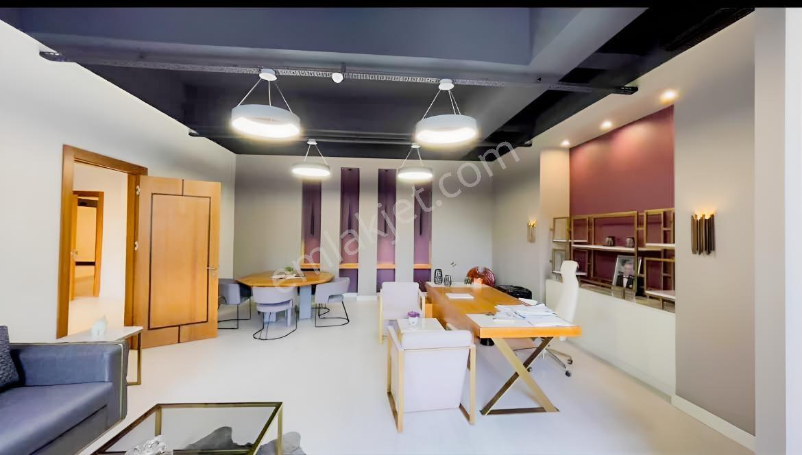 Maslak Noramin İş Merkezinde Lux Eşyalı Kiralık Ofis - Görsel 18