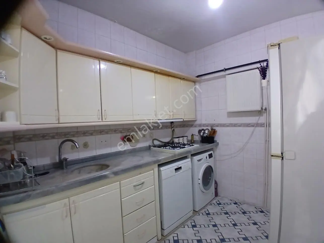 Akev Gayrimenkul'den Şanmed Karşısı 3+1 Ara Kat Daire - Görsel 3