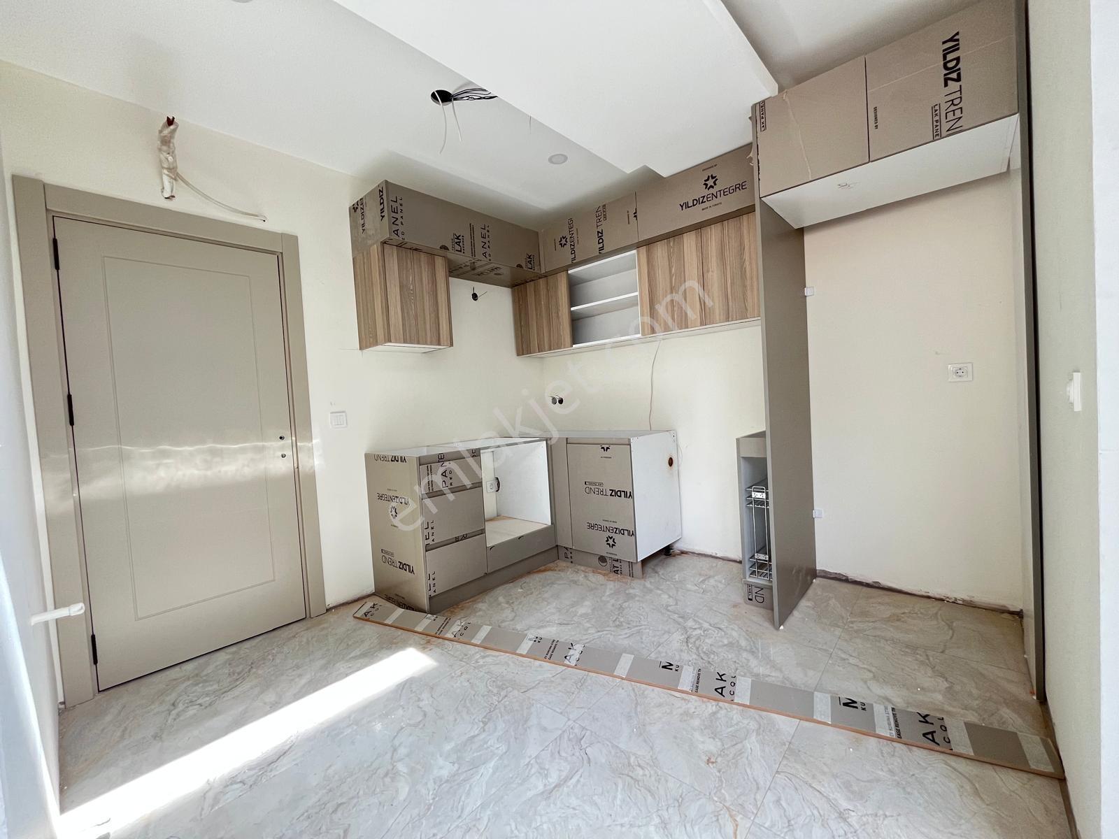 Antalya'da Lüks Sitede Satılık 2+1 Sıfır Daire Havuzlu Otoparklı - Görsel 14