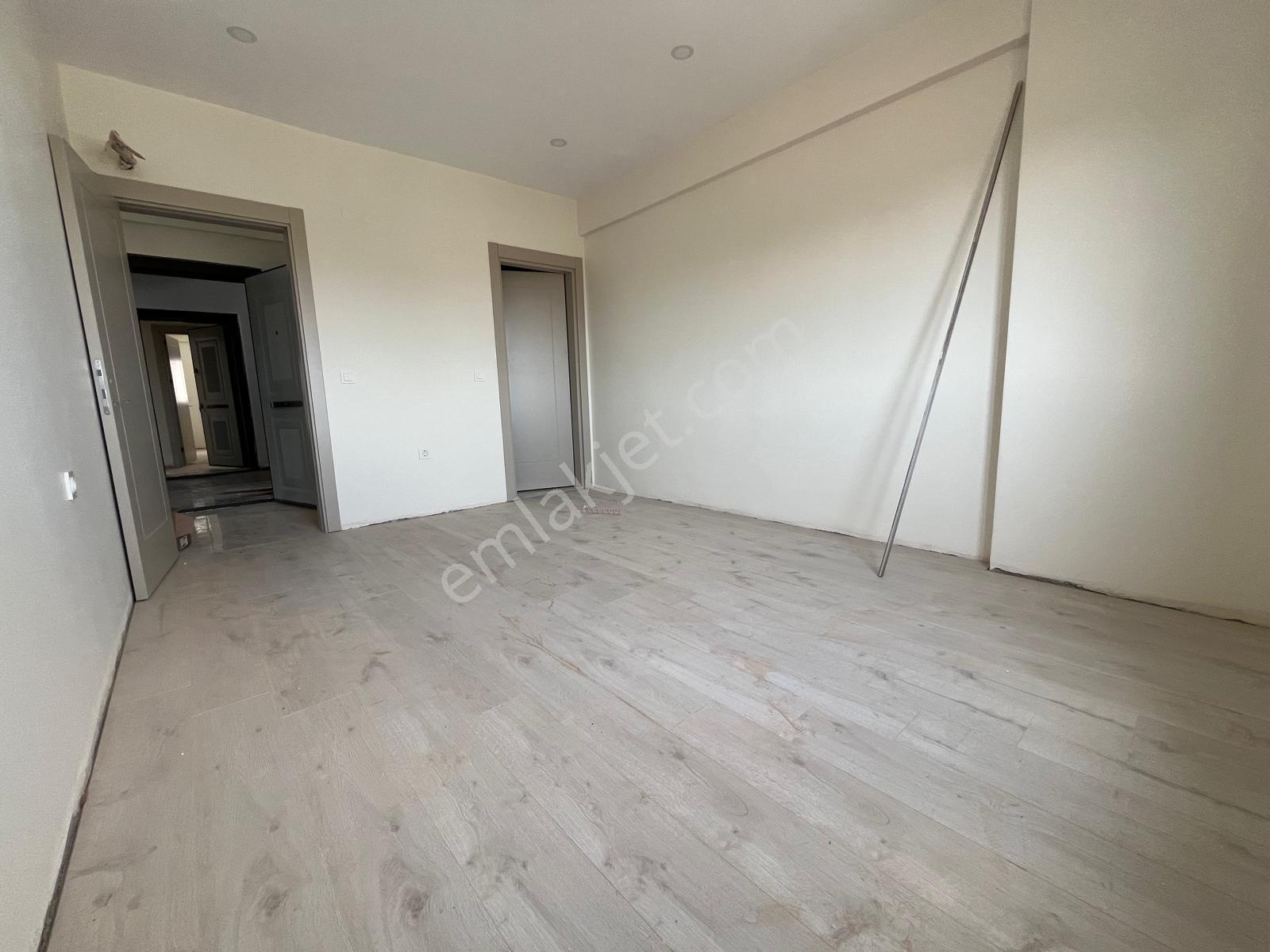 Antalya'da Lüks Sitede Satılık 2+1 Sıfır Daire Havuzlu Otoparklı - Görsel 7