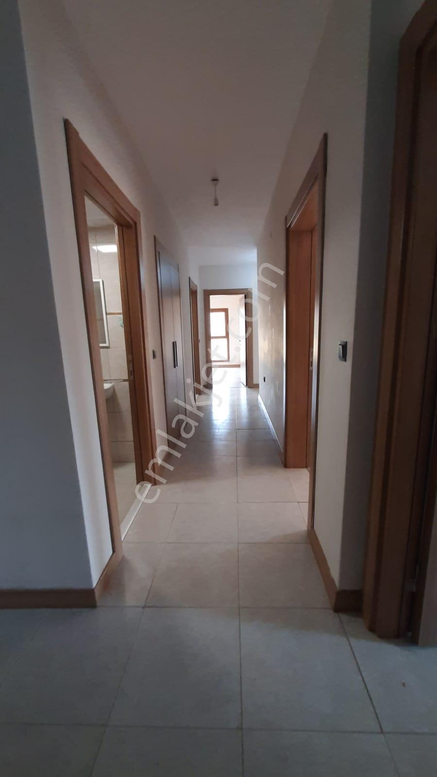 *nova* Aşağı Holpenk Tokilerde Zemin Kat 3+1 Kiralık Daire - Görsel 7