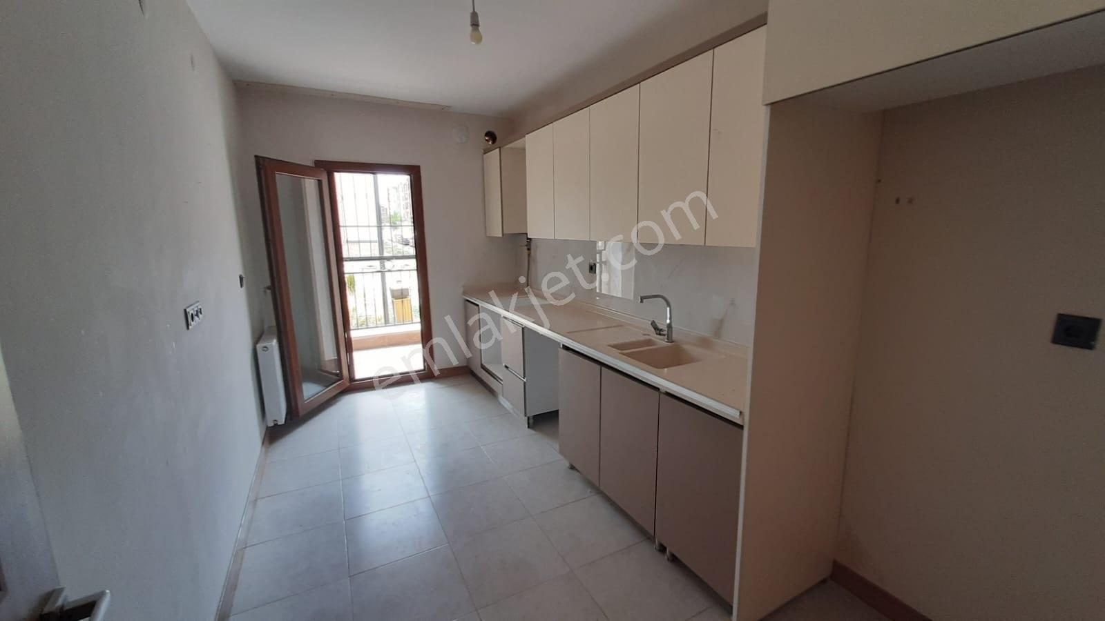 *nova* Aşağı Holpenk Tokilerde Zemin Kat 3+1 Kiralık Daire - Görsel 4