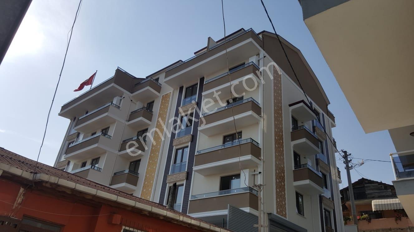 İzmit Merkezde 2+1 Satılık Daire - Görsel 14
