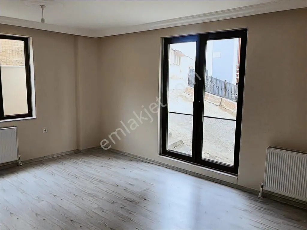 İzmit Merkezde 2+1 Satılık Daire - Görsel 3