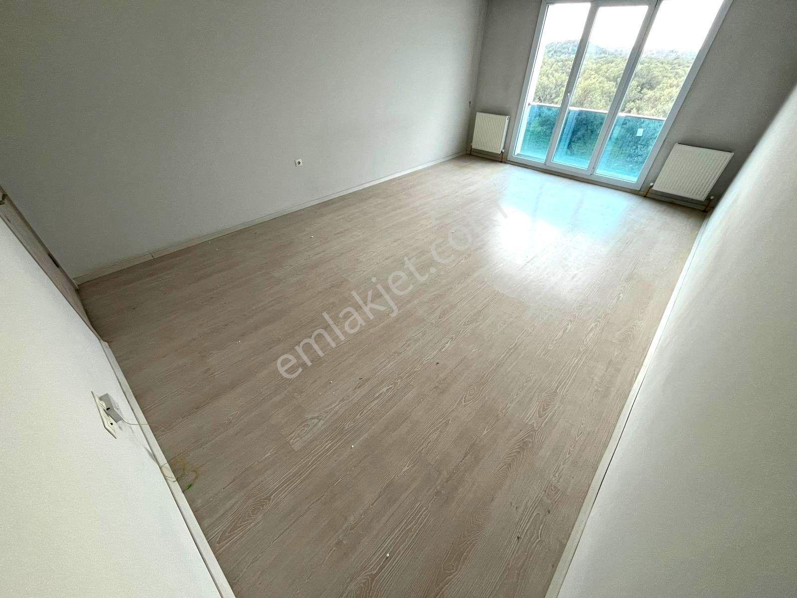 🛑🛑aktiften Kadıköyde Satılık Ebeveyn Banyolu Ön Cephe Arakat Lüx Tasarımlı 3+1 Daire - Görsel 12