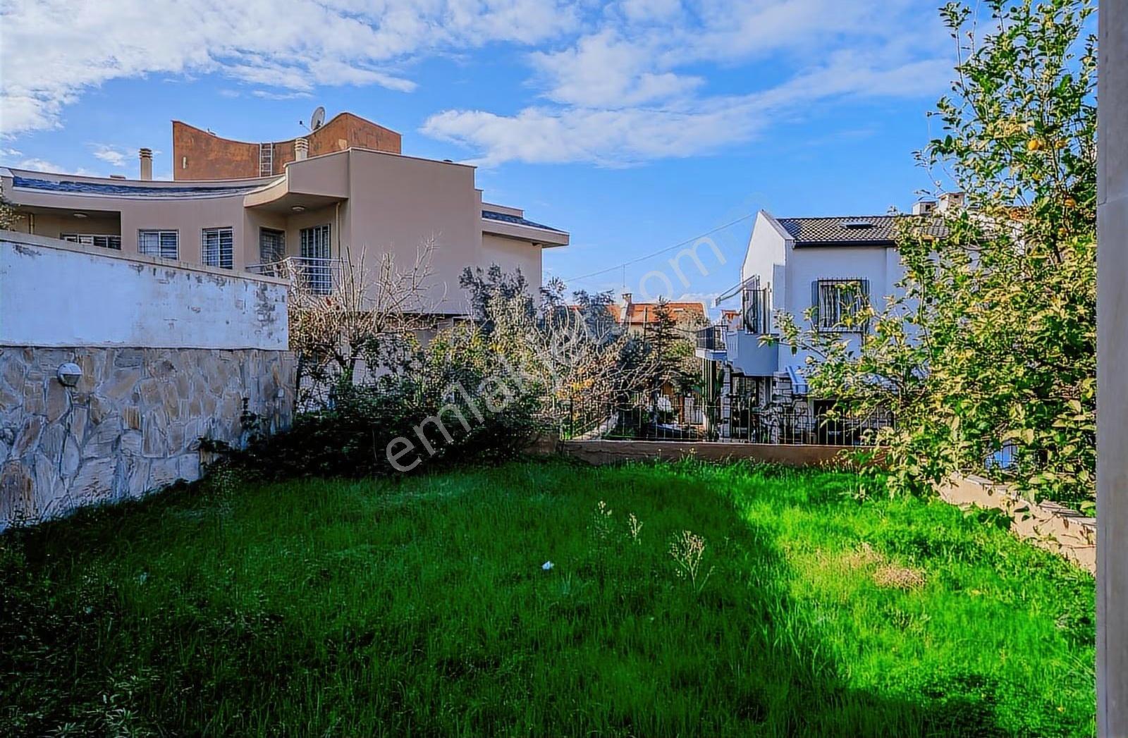 Çeşme Reisdere Yalı Mahallesinde Yıllık Kiralık Villa - Görsel 5