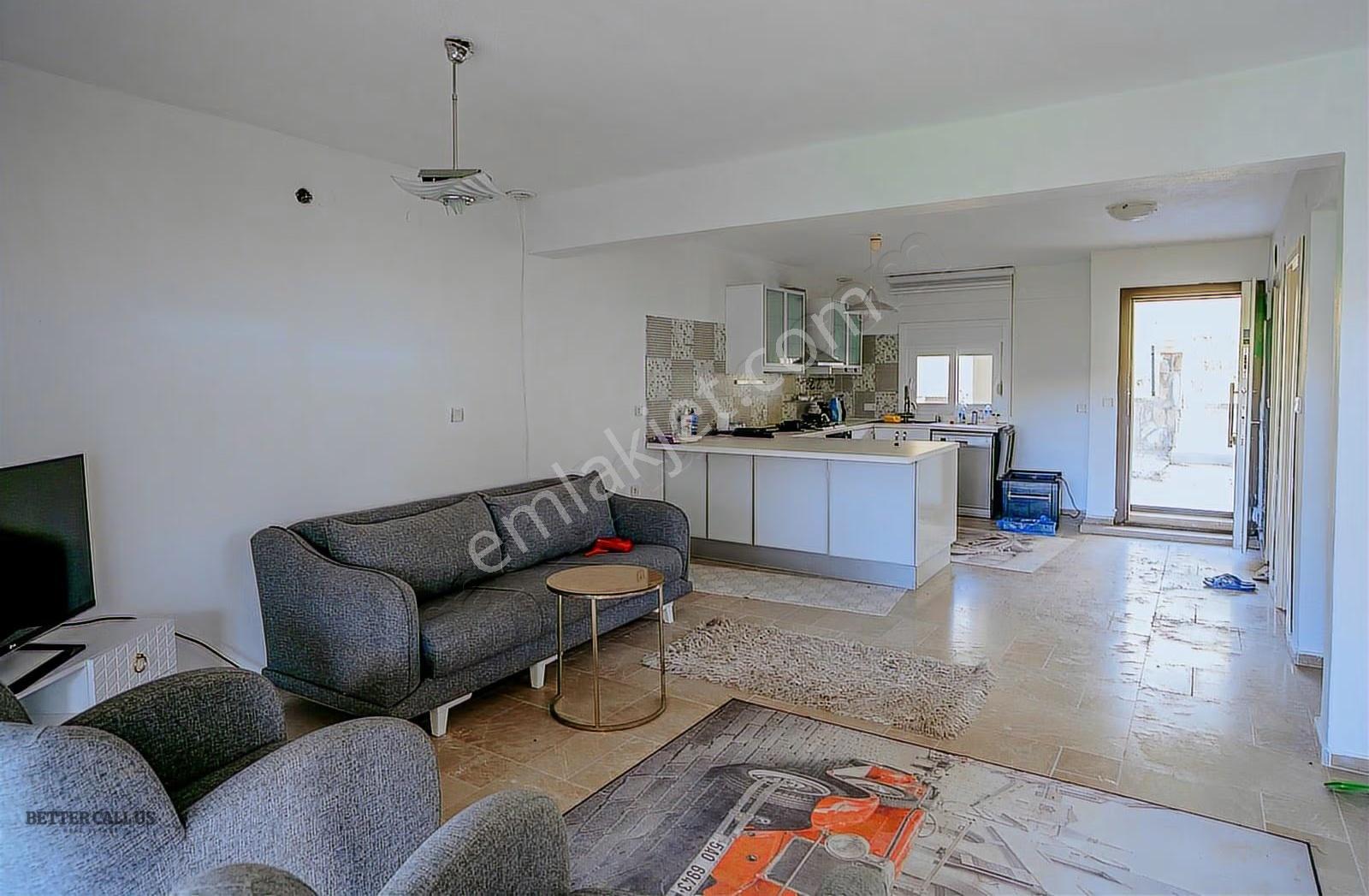 Çeşme Reisdere Yalı Mahallesinde Yıllık Kiralık Villa - Görsel 3