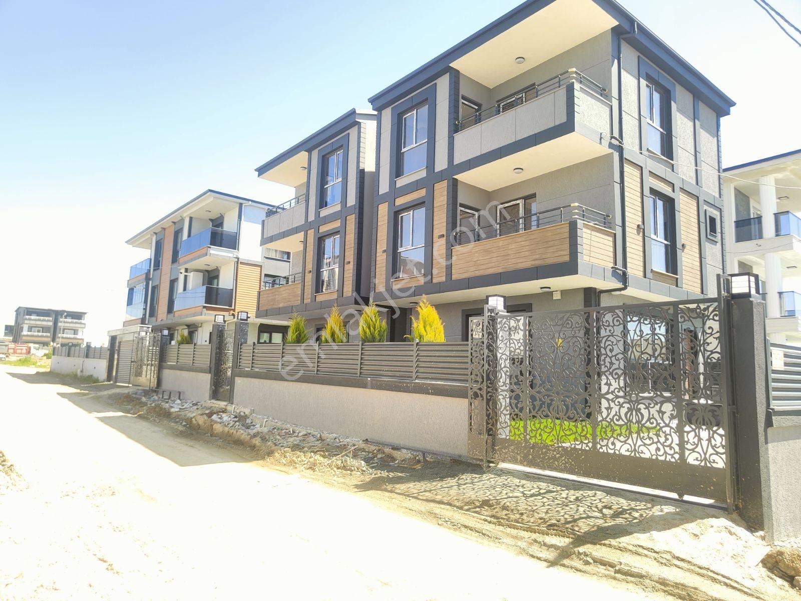 Kartallar'dan Köşebaşı Müstakil Bahçeli Deniz Manz. Yazlık Villa - Görsel 19