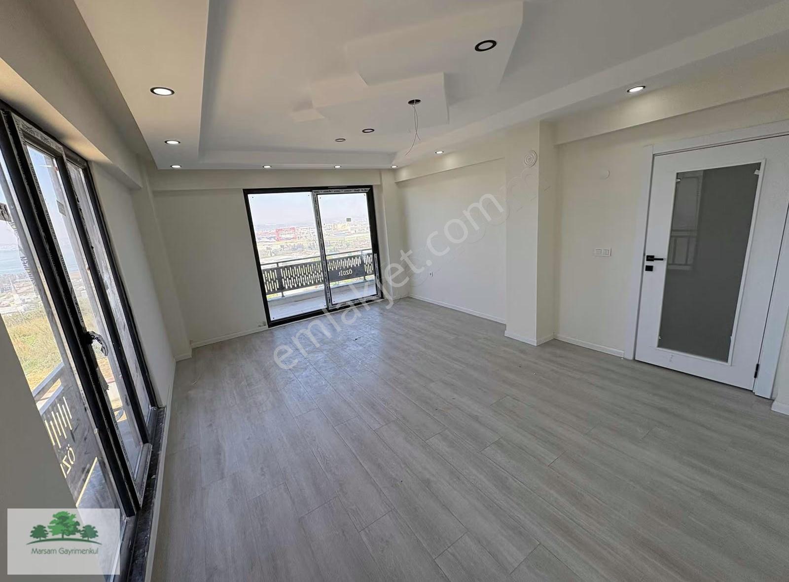 Önü Kapanmaz Deniz Ve Köprü Manzaralı 3+1 Satılık Daire - Görsel 17