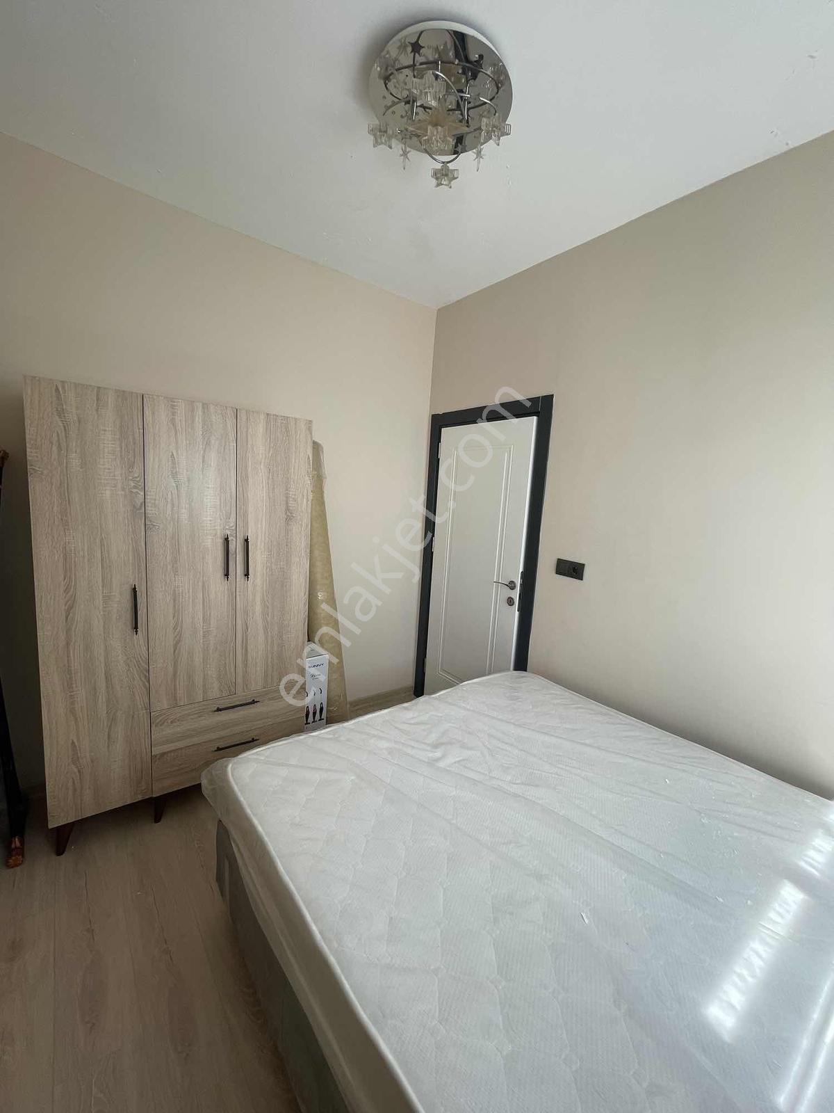 Gültepe`de~1+1~caddeye~yakın~sıfır~eşyalı~site~içi~cazip~daire~ - Görsel 12