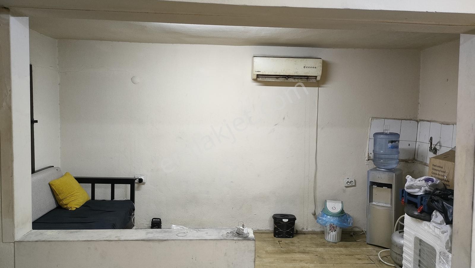 İzmir Pınarbaşı Fincancılar Çarşısına Yakın Sanayide Komple Bina - Görsel 7