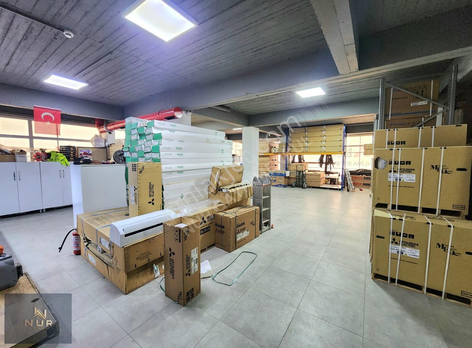 Çiğli Maltepe'de Kurumsal Kullanıma Uygun 550 M² Satılık Dükkan - Görsel 18