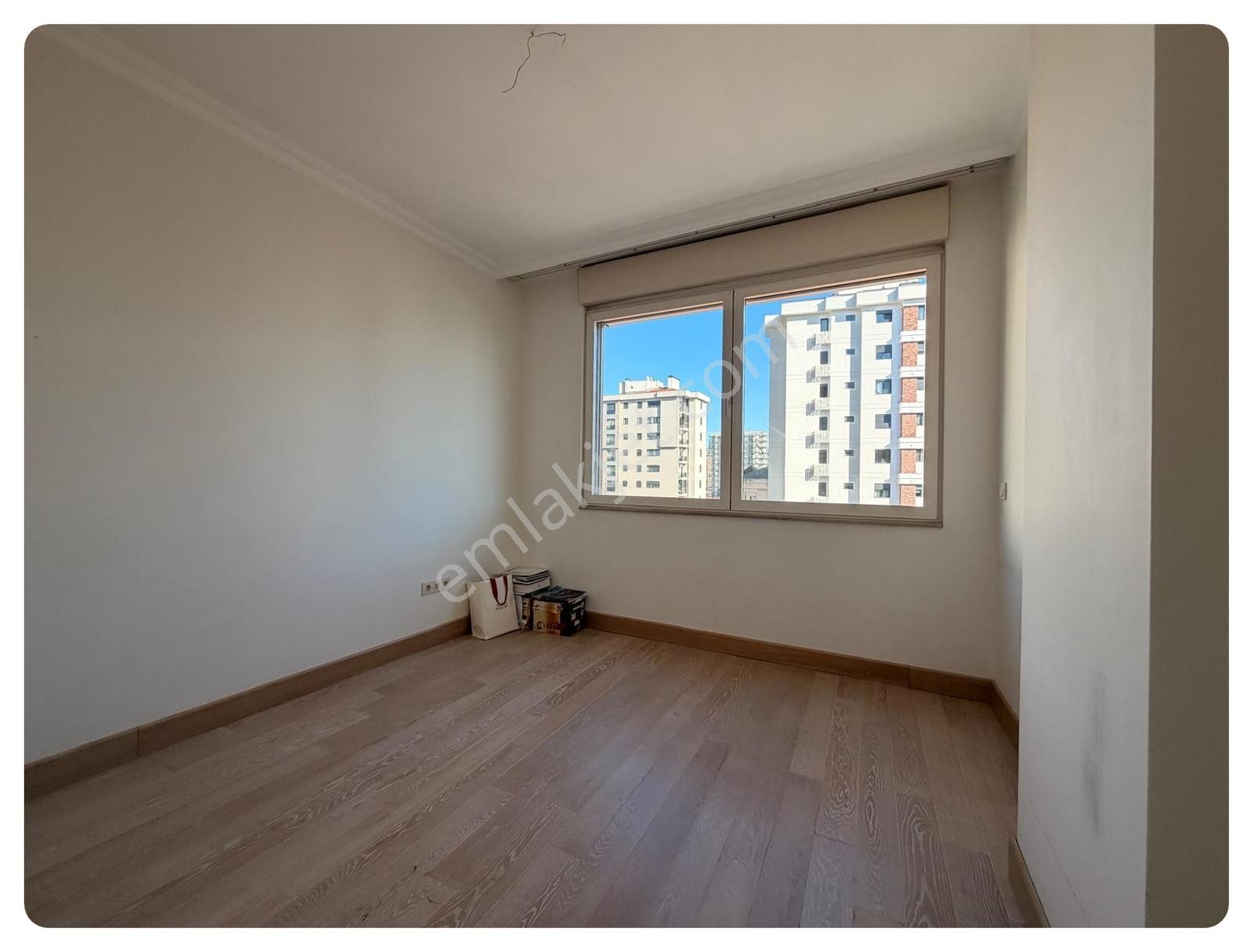 Poyraz'dan Suadiyede Bağdat Caddesine Yakın 3+1 100 M2 Net Daire - Görsel 33
