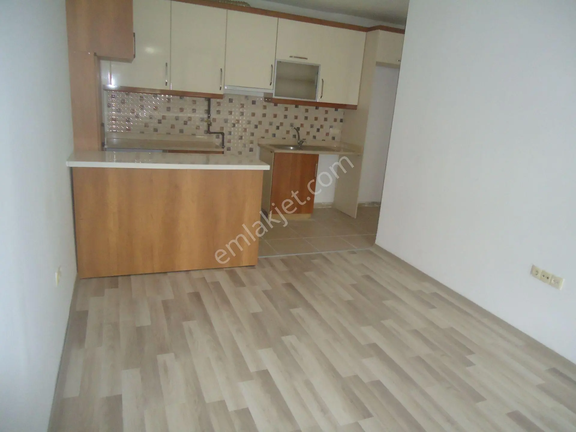 Krc'den Karaağaç Tokilerde Satılık Full Yapılı 2+1 Daire