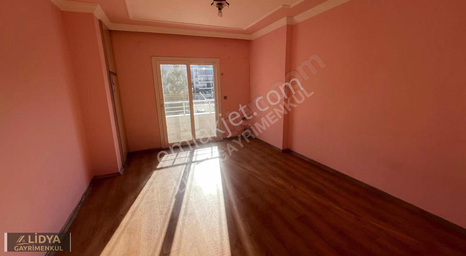 Alata Mah. Kiralık 4+1 - Görsel 14