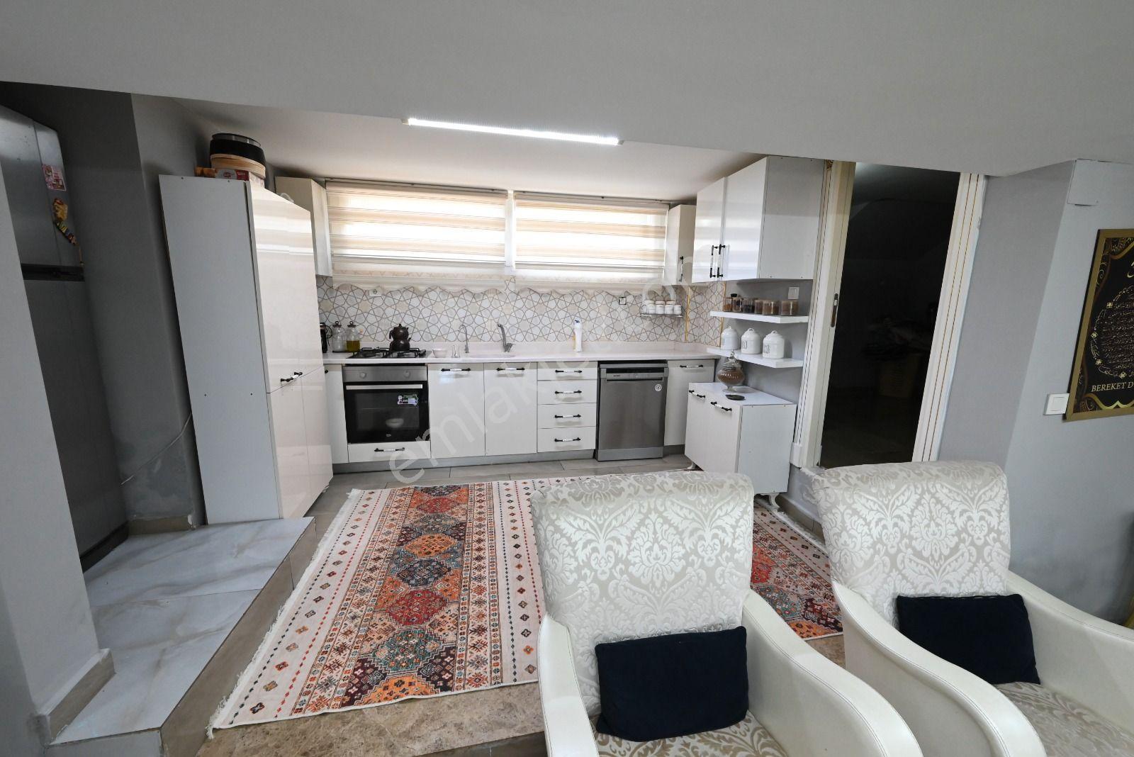 Üstünkent'ten Mezitli Çamlıcada Müstakil Arsalı Fourleks Villa - Görsel 22