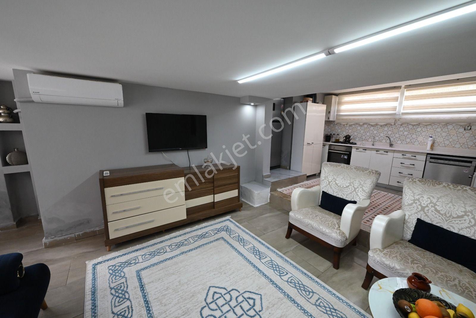 Üstünkent'ten Mezitli Çamlıcada Müstakil Arsalı Fourleks Villa - Görsel 21