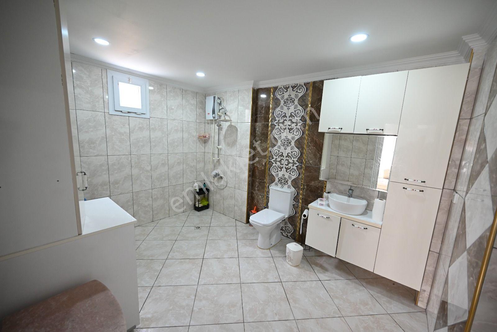 Üstünkent'ten Mezitli Çamlıcada Müstakil Arsalı Fourleks Villa - Görsel 41