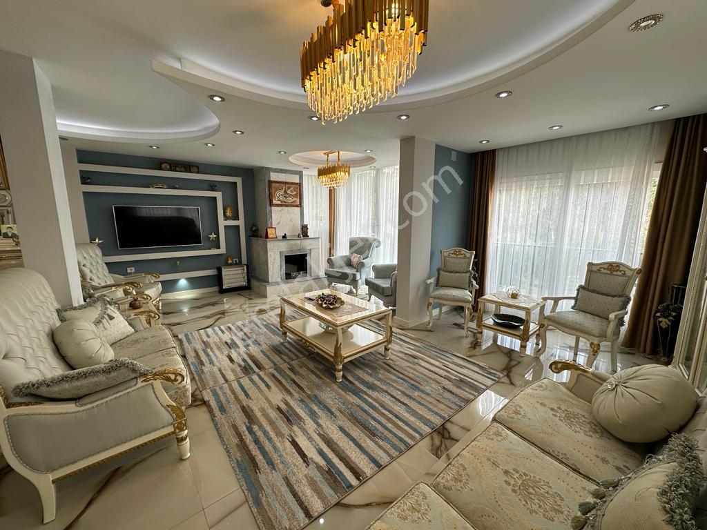 Üstünkent'ten Mezitli Çamlıcada Müstakil Arsalı Fourleks Villa - Görsel 5