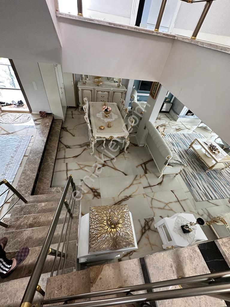 Üstünkent'ten Mezitli Çamlıcada Müstakil Arsalı Fourleks Villa - Görsel 45