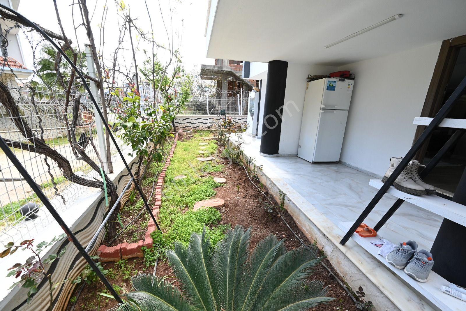 Üstünkent'ten Mezitli Çamlıcada Müstakil Arsalı Fourleks Villa - Görsel 4