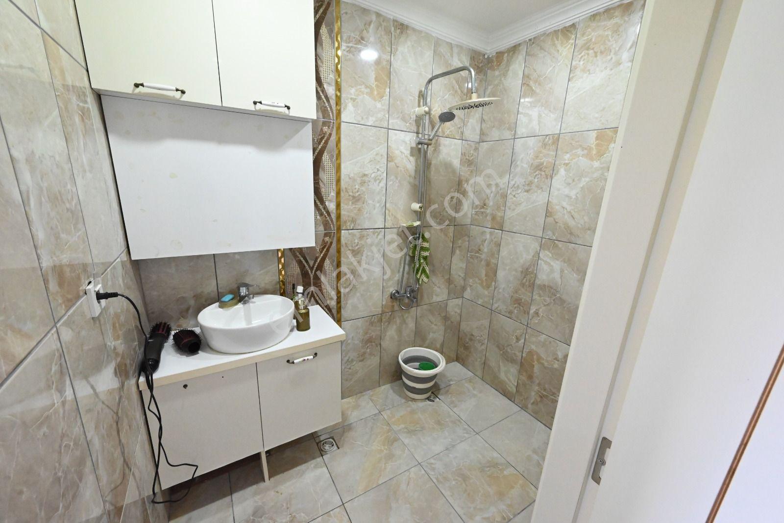 Üstünkent'ten Mezitli Çamlıcada Müstakil Arsalı Fourleks Villa - Görsel 36