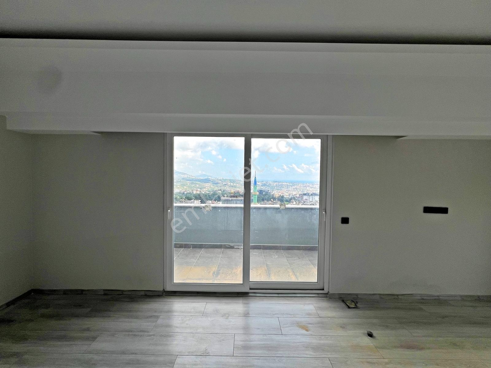 Alanya Çıplaklıda Satılık 4+1 Site İçi Havuzlu Dubleks Daire - Görsel 28