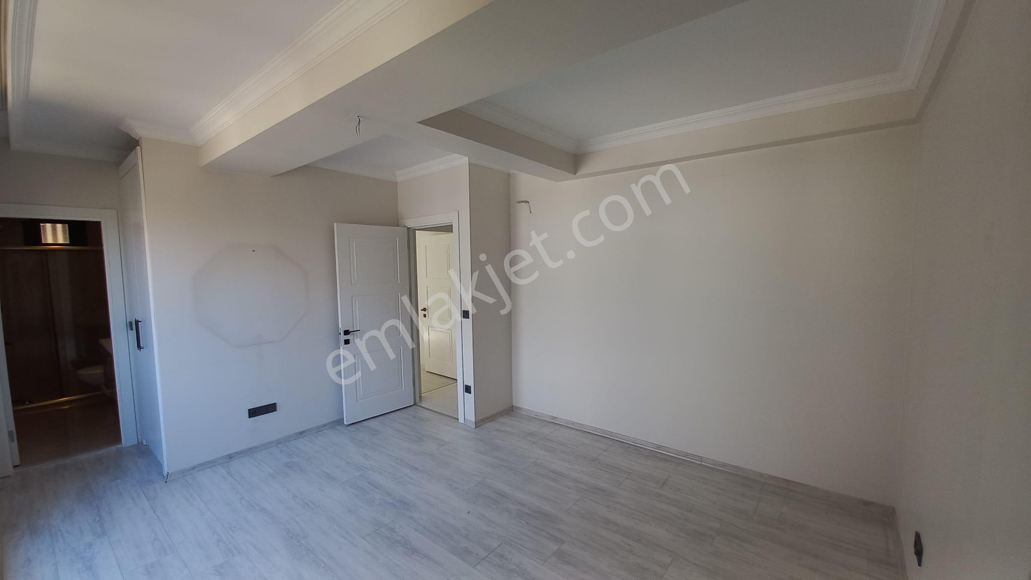 Çengelköy 'de Boğaz Manzaralı 3 Yıllık Binada Kiralık 3+1 Daire - Görsel 19
