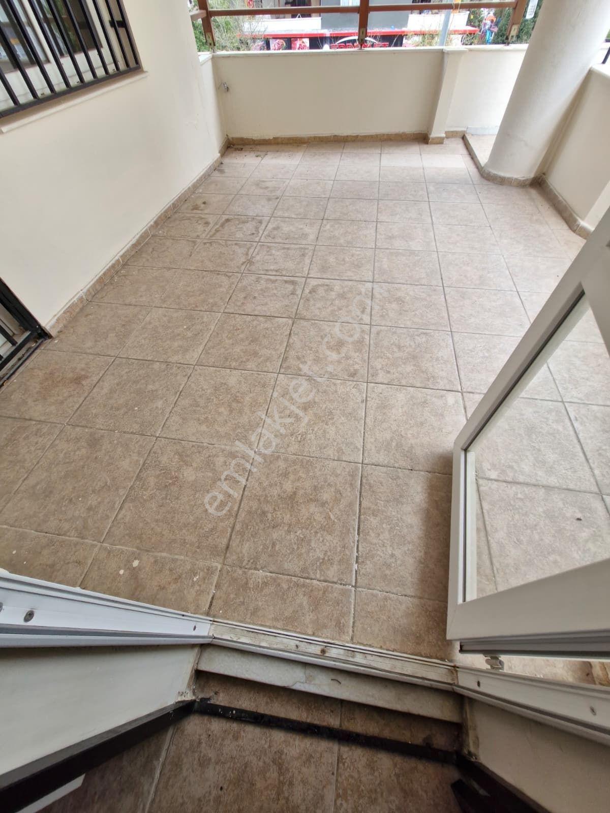 Huzuervleri'nde 3+1 K.mutfak D.gazlı 40m2 Teraslı Kiralık Daire - Görsel 8