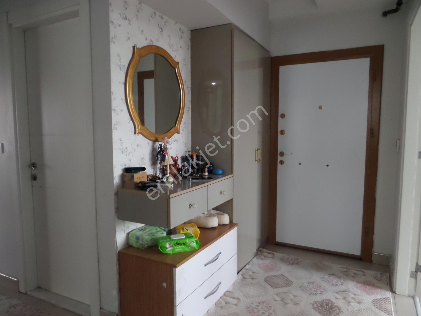 3+1 Kapalı Mutfaklı Kapalı Oto Park Mevcut . G.b.k Cephe - Görsel 5