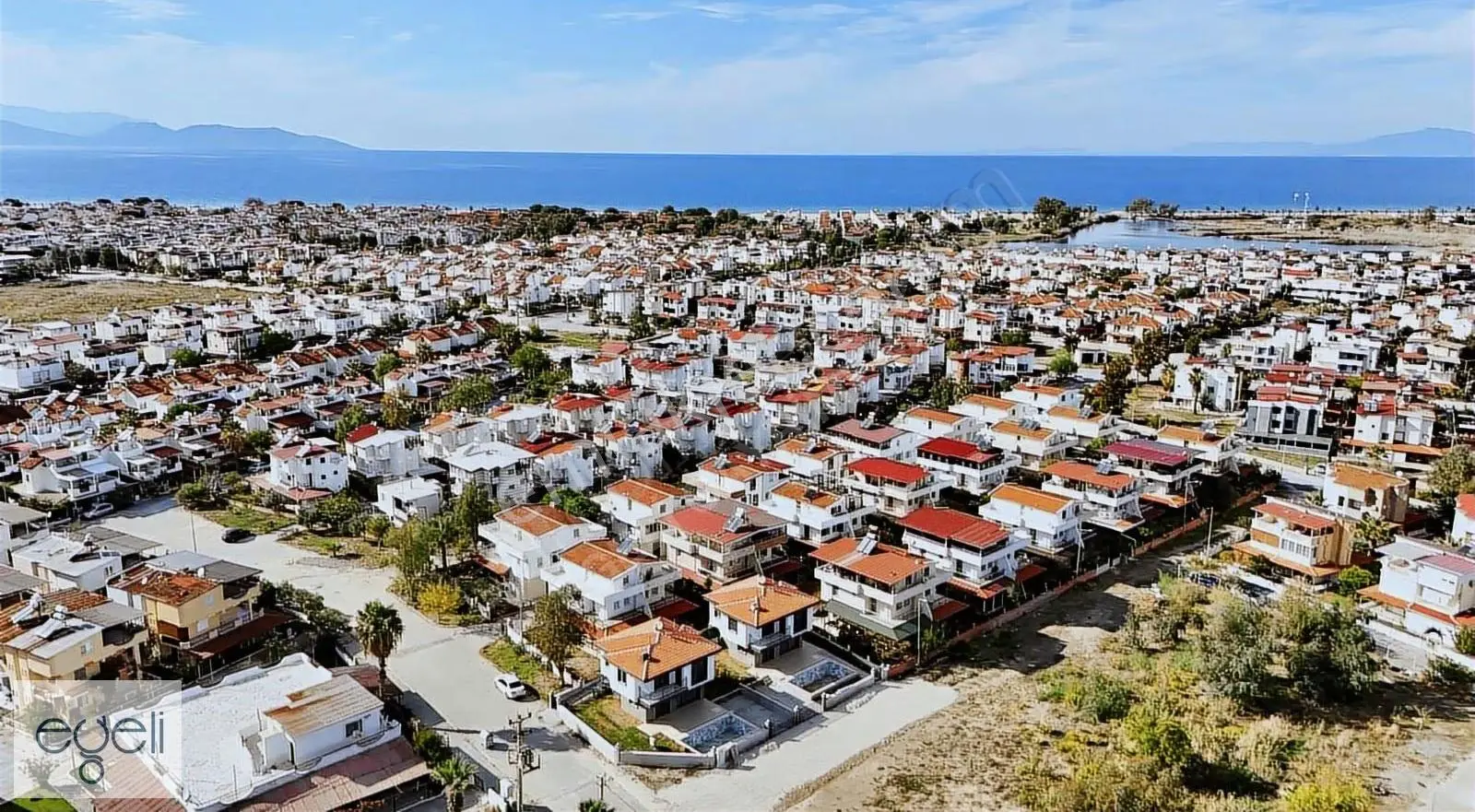 Egeli'den Güzelçamlıda Denize Yakın Villa - Görsel 2
