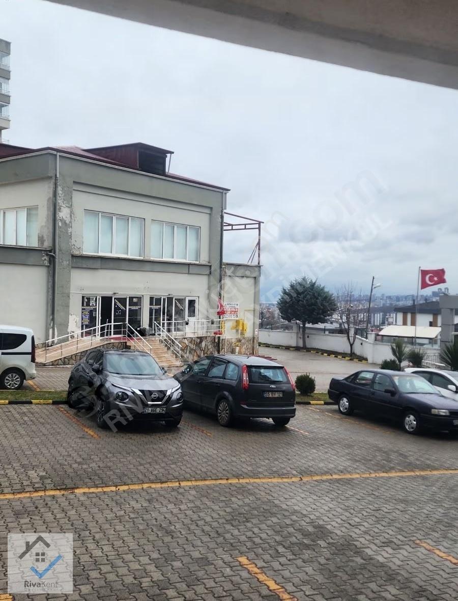 Panorama Sitesinde Havuz Manzaralı Kiralık 2+1 Daire - Görsel 8