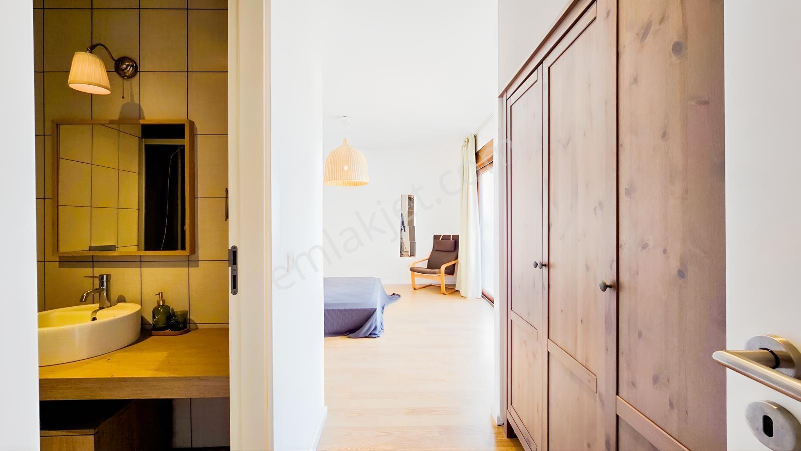 Türkbükü Hebil Doğa Hanımeli Sitesinde İskeleli Kiralık 3+1 - Görsel 17