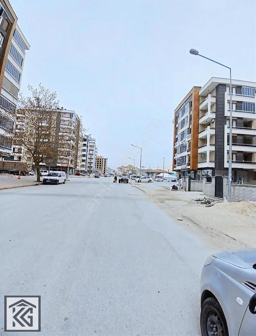 Kocalar'dan Ulubatlıhasan Kırbasi Fetih Caddesi İl Jandarma 3+1 - Görsel 10