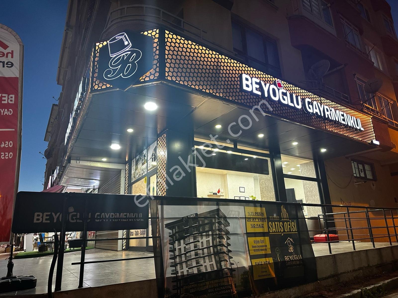 Beyoğlu'ndan Yapılaşmanın İçinde Cadde Cephe 250m2 Satılık Arsa - Görsel 16