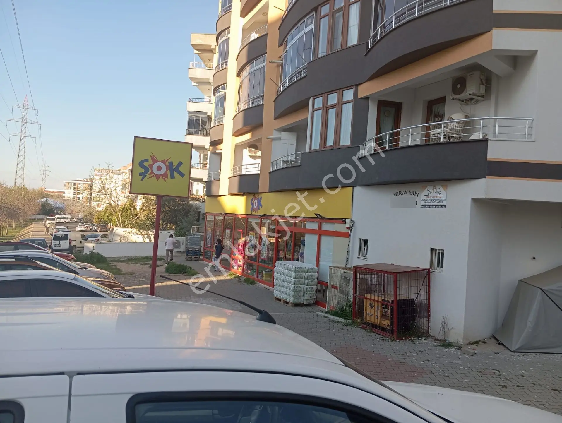 Aliağa Onyıl Gayrimenkul Yen Mh.hastane Cad.satılık Dükkan - Görsel 2