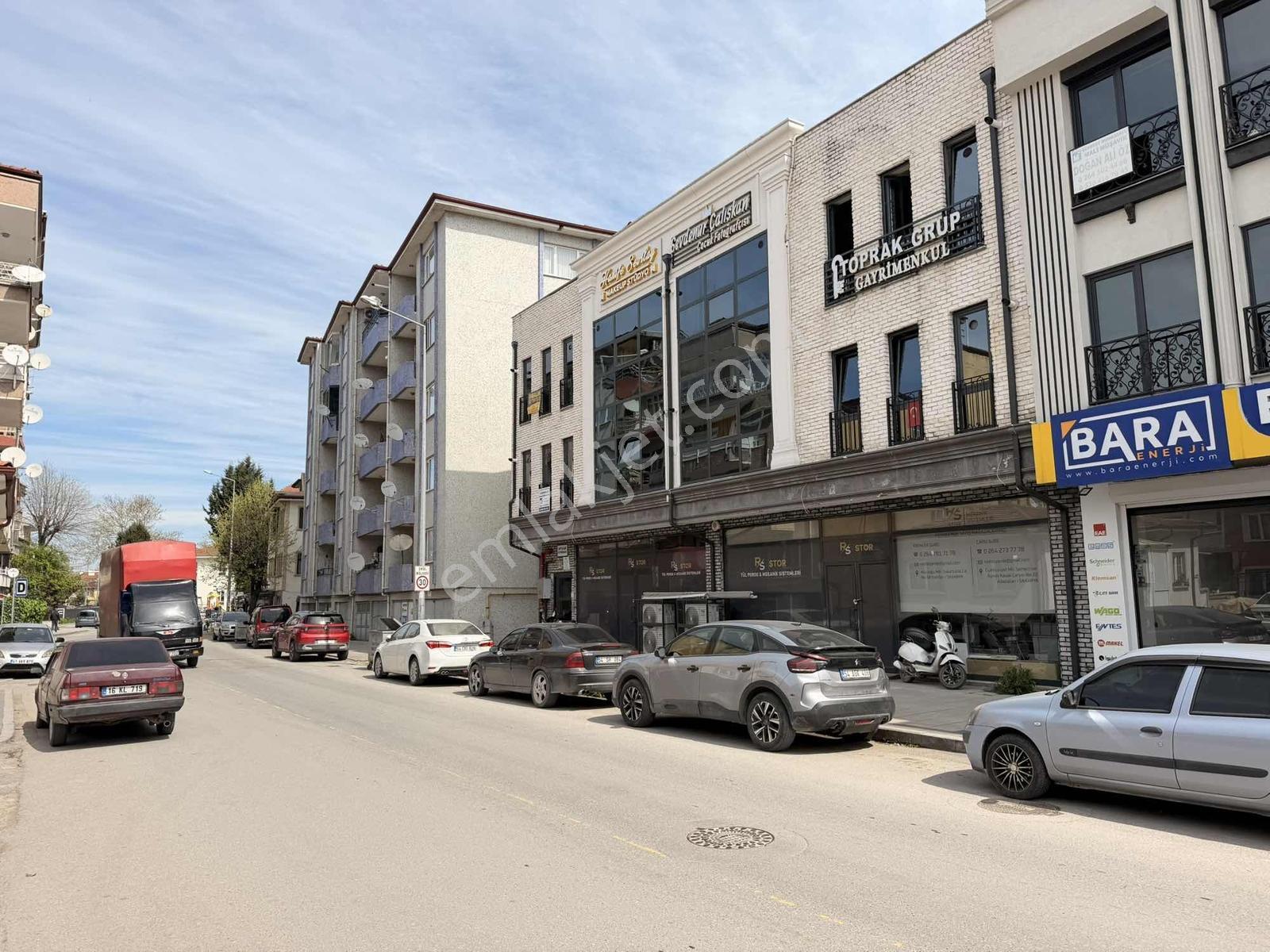 Adapazarı Çeşme Meydanında Ana Cadde Üzerinde Sıfır Ofis - Görsel 23