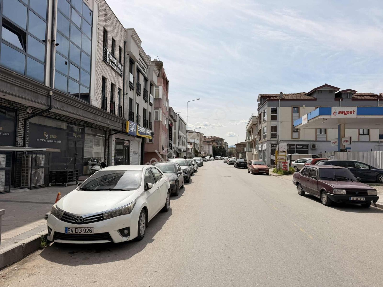Adapazarı Çeşme Meydanında Ana Cadde Üzerinde Sıfır Ofis - Görsel 8
