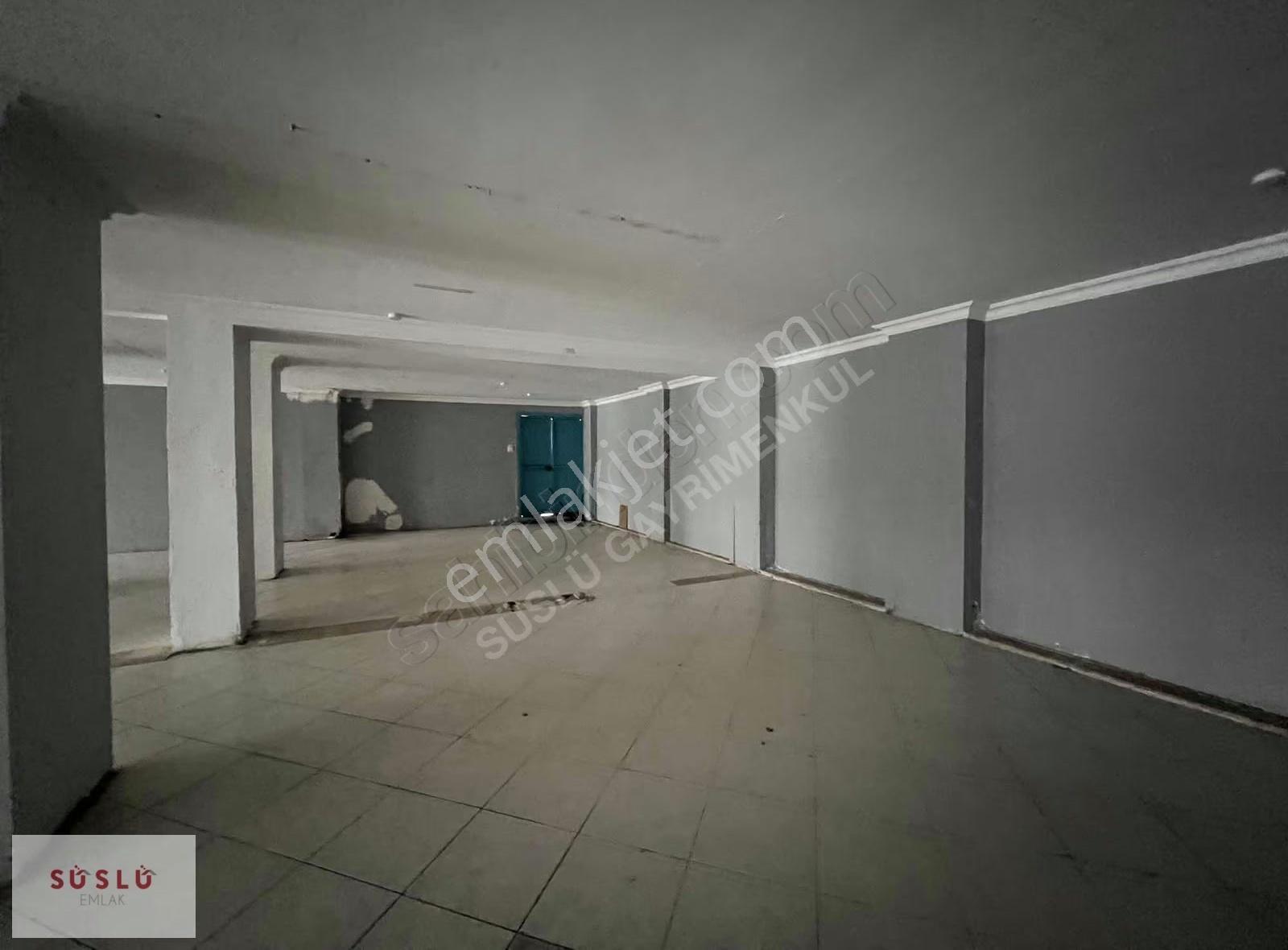 Ayvalık 150 Evler Ana Cadde Üzeri Kiralık İş Yeri - Görsel 2