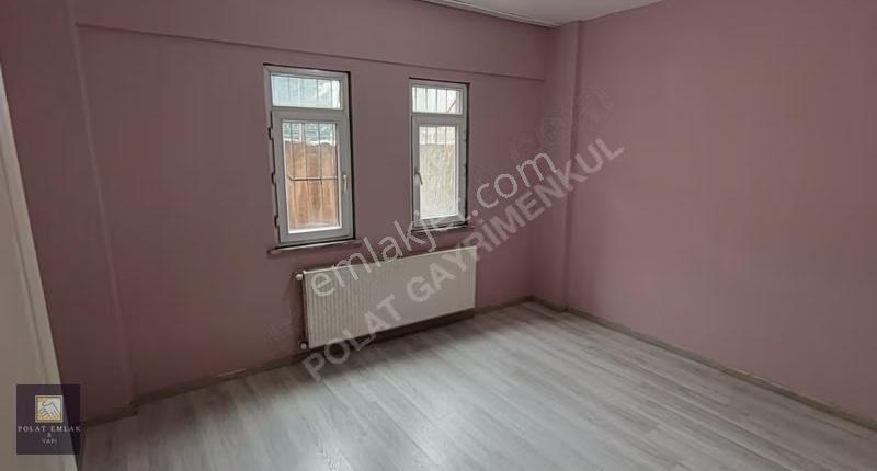 Kiralık Daire 2+1 Giriş Kat Bahçe Kullanımlı Geniş Daire - Görsel 2