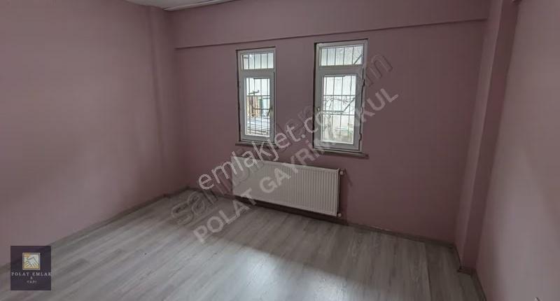 Kiralık Daire 2+1 Giriş Kat Bahçe Kullanımlı Geniş Daire - Görsel 8