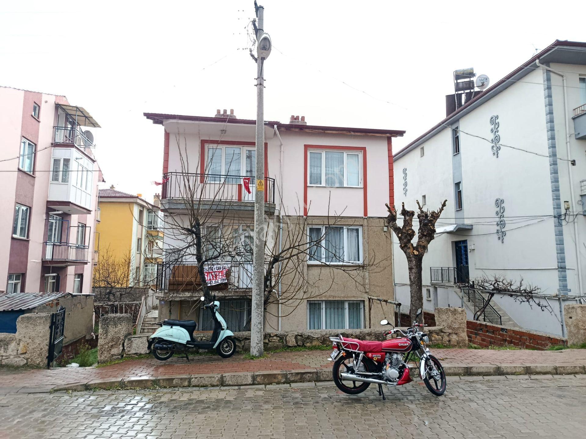 Afyon Tezcan Emlaktan Esentepe Mahallesinde 3+1 Daire - Görsel 20